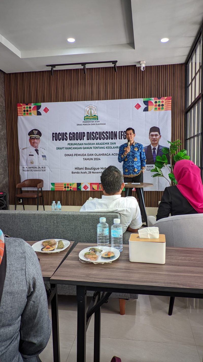 Kadispora M. Nasir Membuka Rapat Revsi UUD Qanun Sistem Keolahragaan Aceh