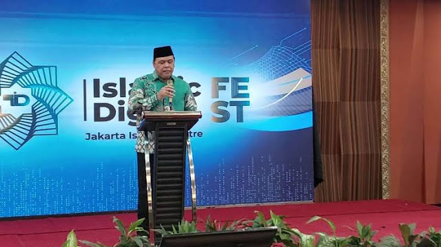*KH Didi Supandi, Kepala PPIJ, menyampaikan sambutan pada pembukaan Islamic Digital Fest 2024 di Sunlake Waterfront Resort, Jakarta Utara, Sabtu (14/12/2024).*