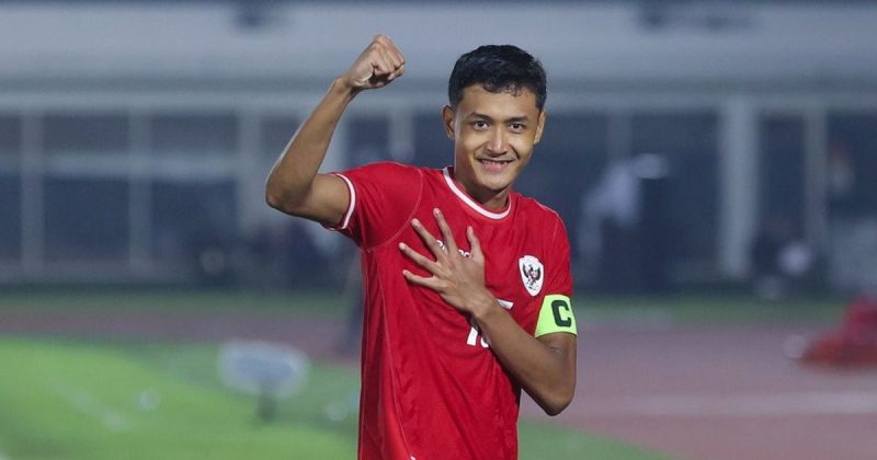 Dony Tri Pamungkas, bek muda Timnas Indonesia yang tampil impresif di Piala AFF 2024, menunjukkan semangat luar biasa meski menghadapi momen sulit. Dikenal dengan julukan 