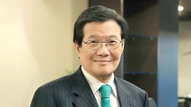 Prajogo Pangestu, miliarder asal Indonesia yang kini menduduki posisi sebagai orang terkaya di Indonesia versi Forbes, dikenal sebagai sosok yang gigih membangun kerajaan bisnis dari nol hingga meraih kekayaan luar biasa