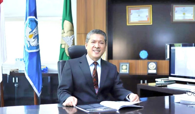 Rektor USK Prof. Dr. Ir. Marwan mengumumkan pencapaian akreditasi Unggul dari BAN-PT, berlaku hingga 2030