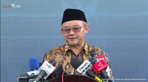 Menteri Pendidikan Dasar dan Menengah, Abdul Mu'ti, memberikan keterangan pers terkait penghapusan sistem zonasi dan ujian dalam pendidikan dasar dan menengah di Jakarta, Senin (20/1)