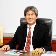 Rektor ITPLN, Prof. Dr. Ir. Iwa Garniwa, M.K., MT, IPU, Asean Eng, mengumumkan program beasiswa 50% untuk anak guru sebagai bentuk penghargaan atas dedikasi para pahlawan tanpa tanda jasa