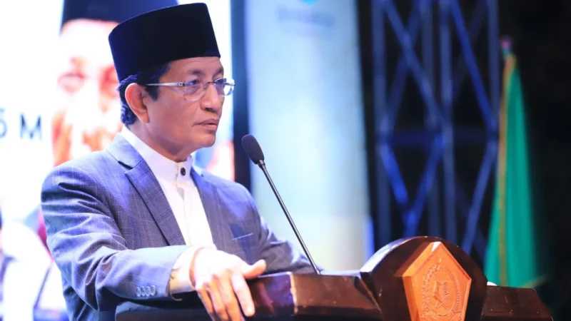 Menteri Agama RI Nasaruddin Umar saat berbicara dalam Sarasehan Ulama di Hotel Sultan, Jakarta, membahas pesatnya pertumbuhan Islam di dunia